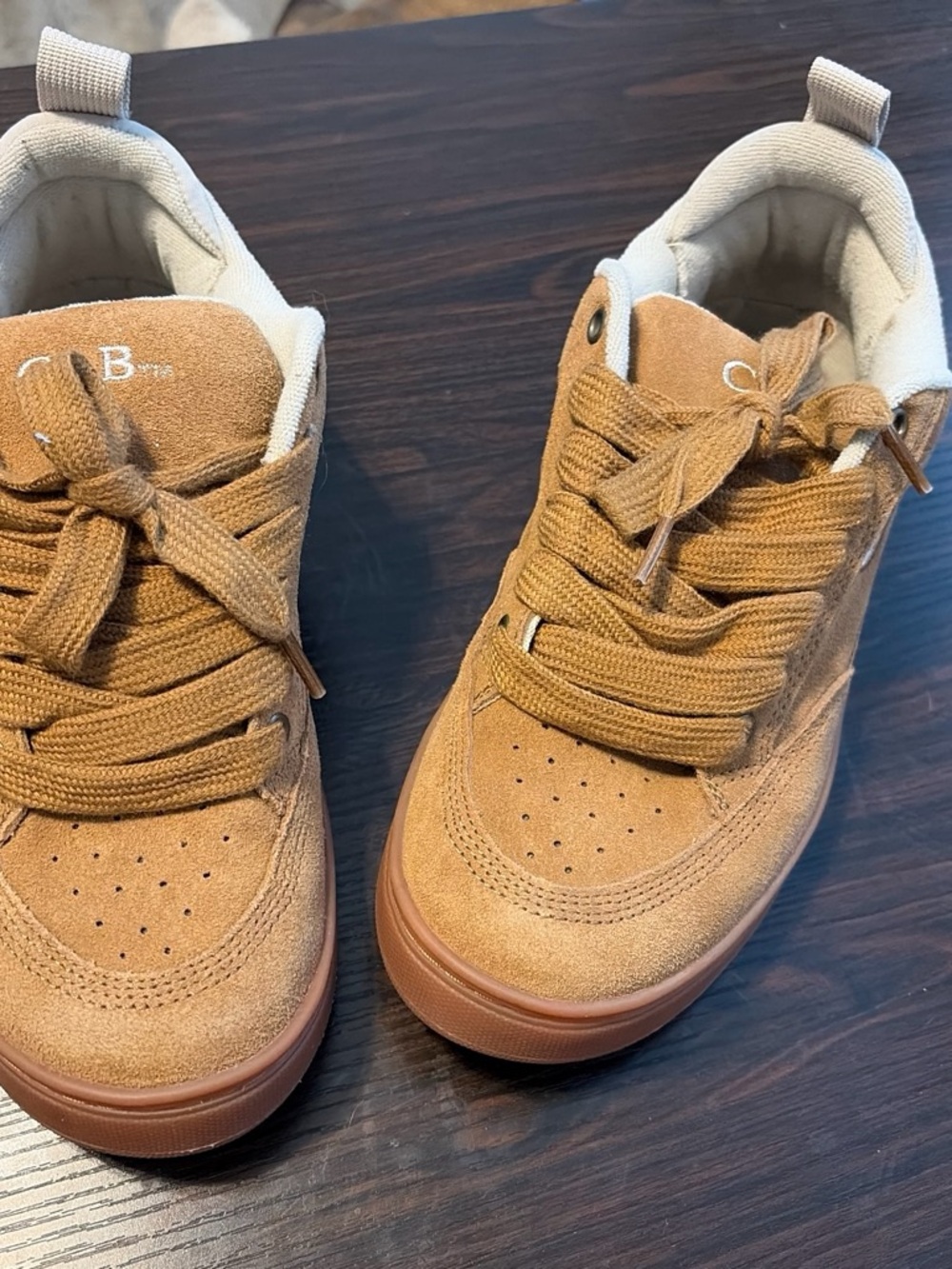 Vans Suede Casual Sneakers in Tan